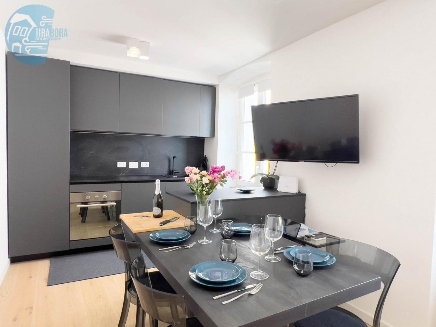 Corridoni 3C Tirabora Short Rent Apartment Trieste Bagian luar foto